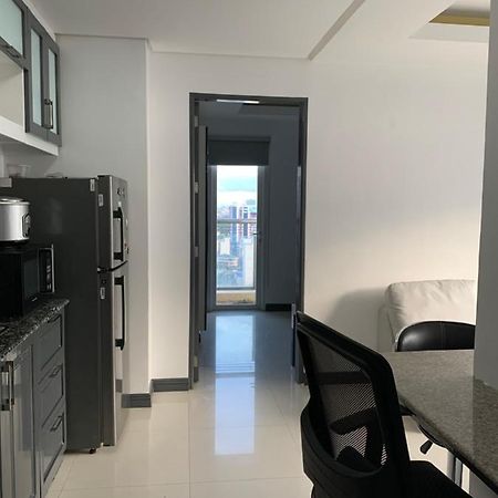 1 Bedroom With Balcony, Fully Furnished Overlooking Manila Bay At Birch Tower, Malate, Manila Exterior photo