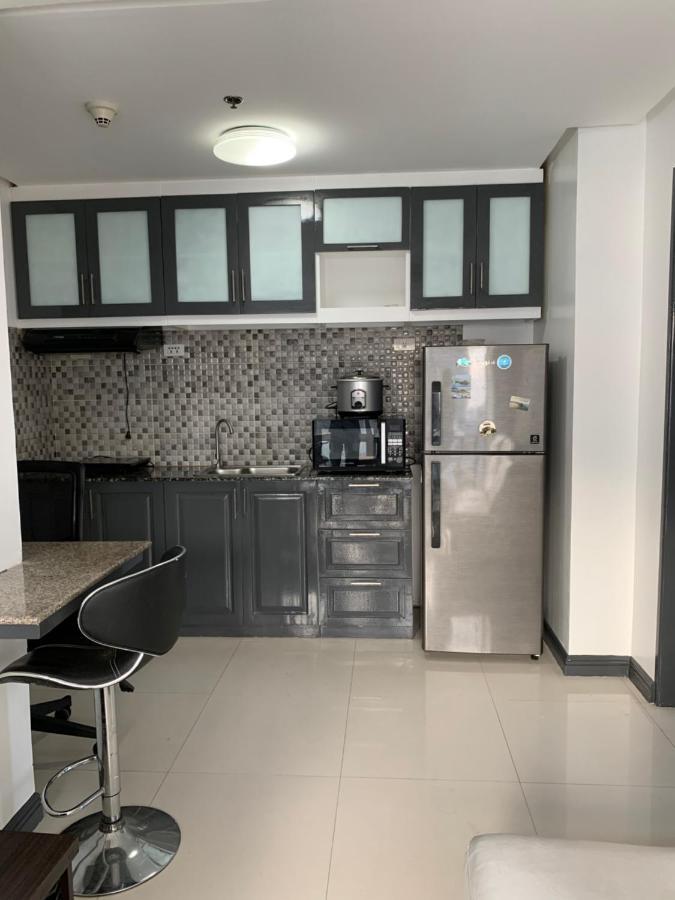 1 Bedroom With Balcony, Fully Furnished Overlooking Manila Bay At Birch Tower, Malate, Manila Exterior photo